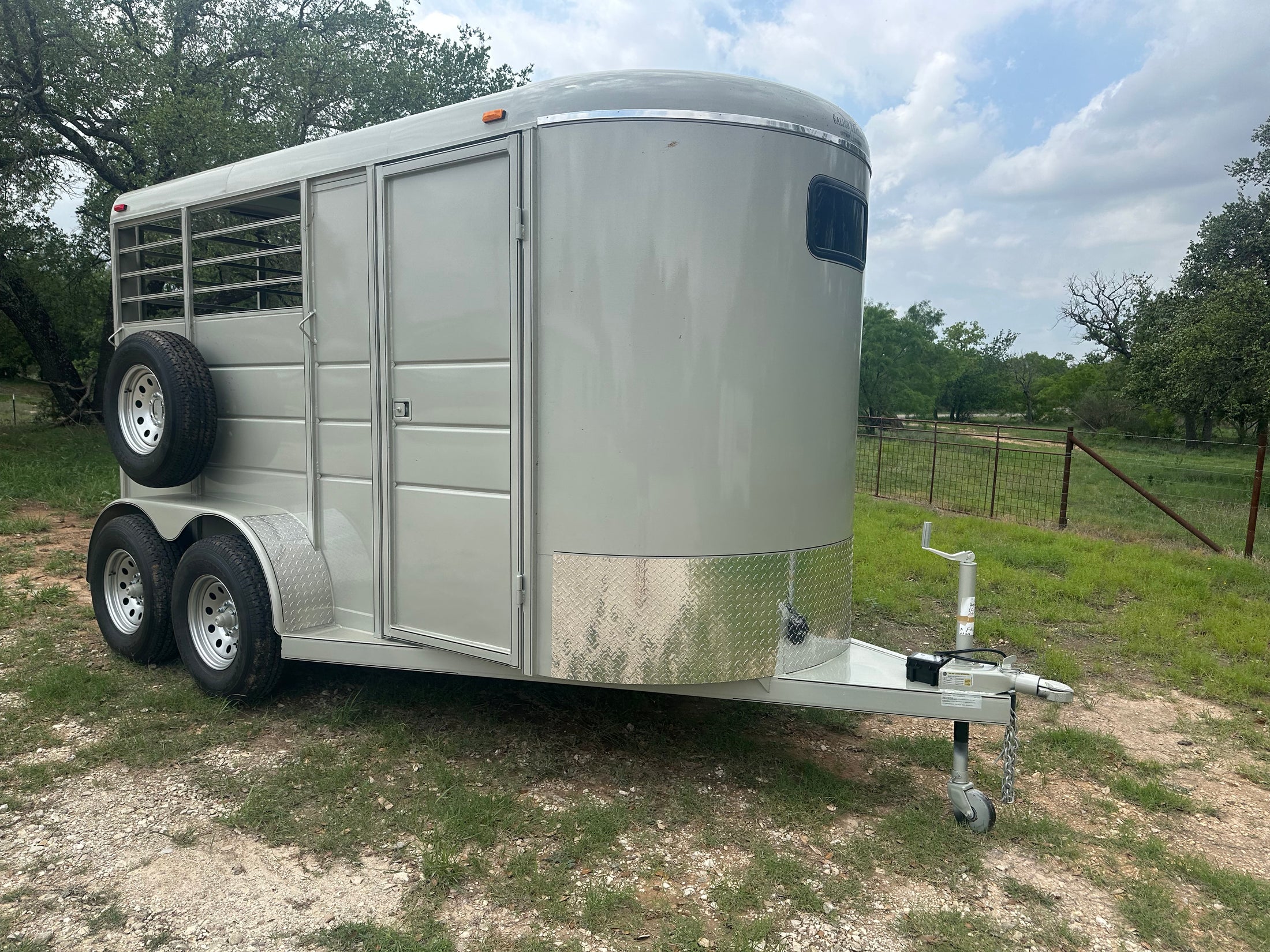 Calico 6x13x7 GOLD Horse Trailer-0655
