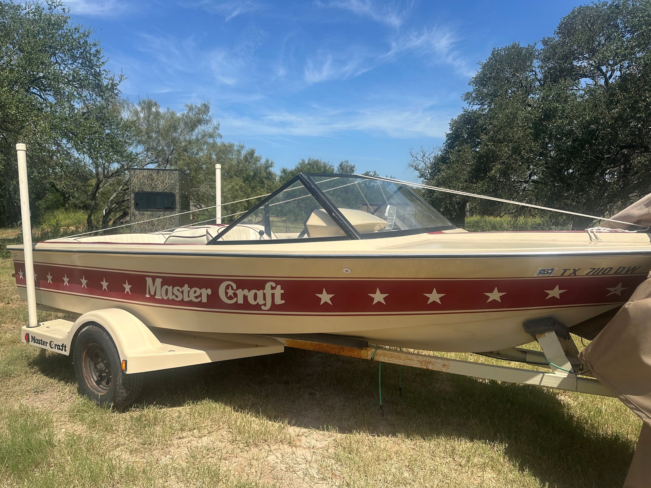 USED 1985 Master Craft Stars Boat - 459+ hours