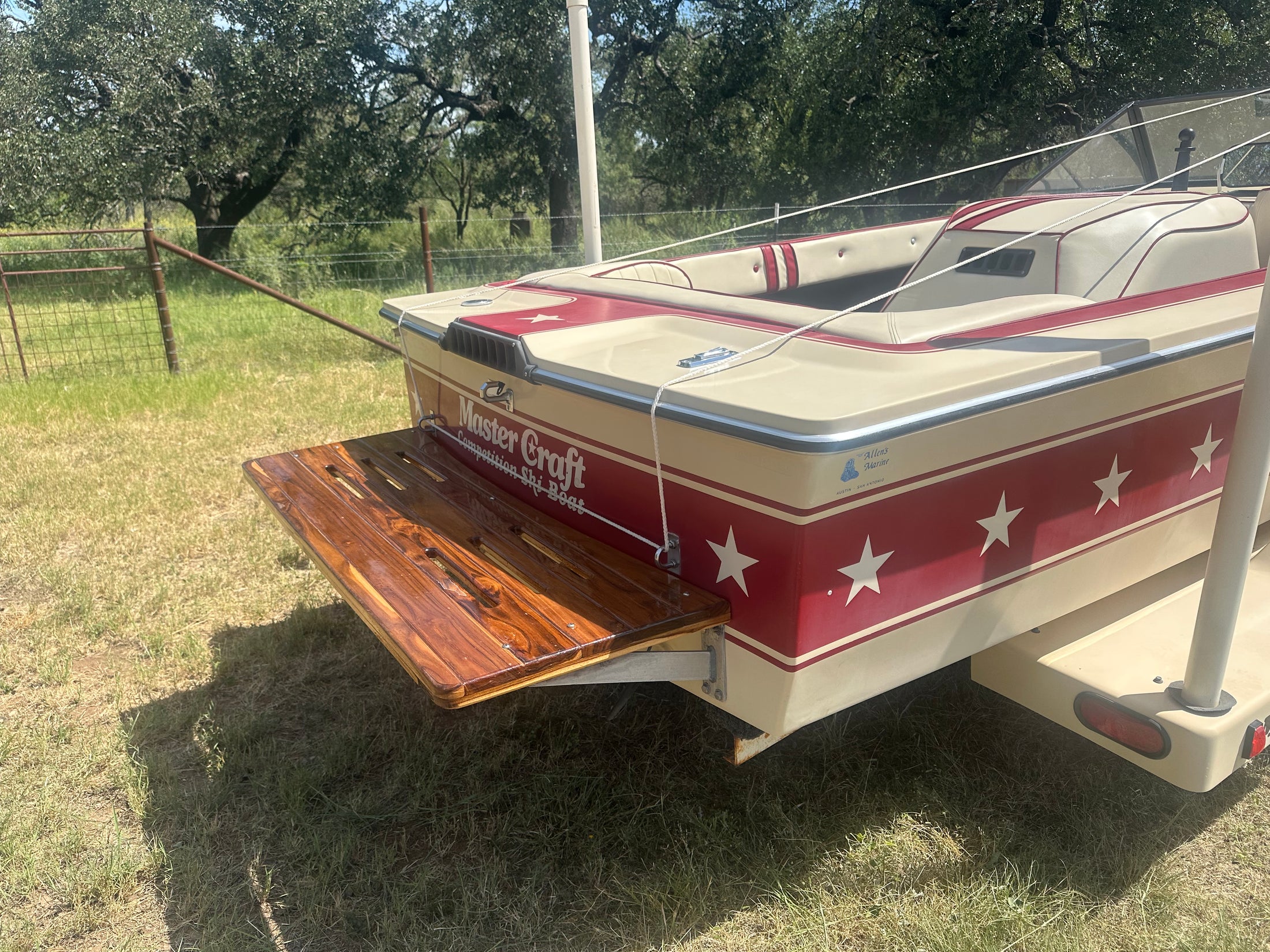 USED 1985 Master Craft Stars Boat - 459+ hours
