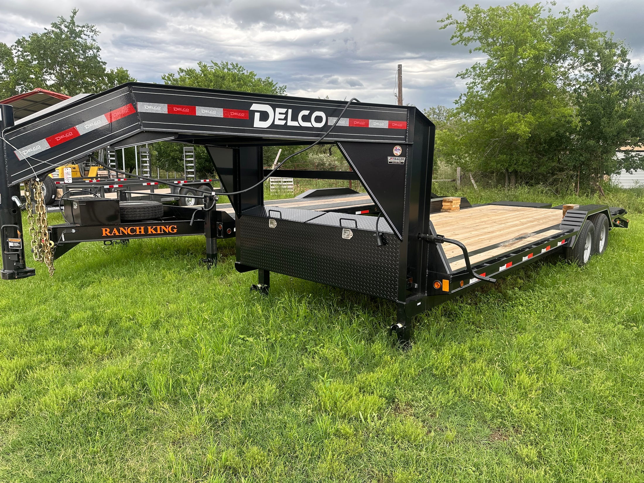 Delco Carhauler 2026 - 102"x24' Gooseneck - 1431