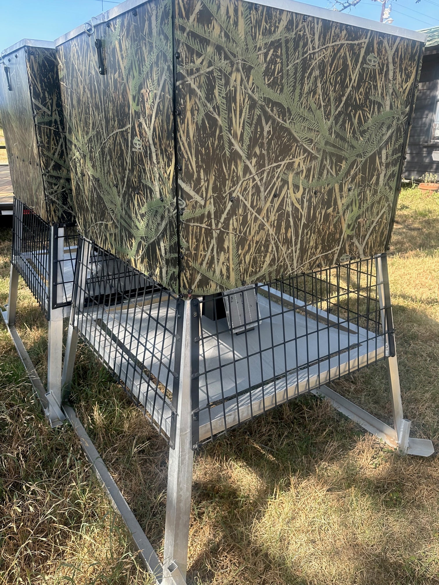 Bitter Creek Stand & Fill Corn Feeder 600lb