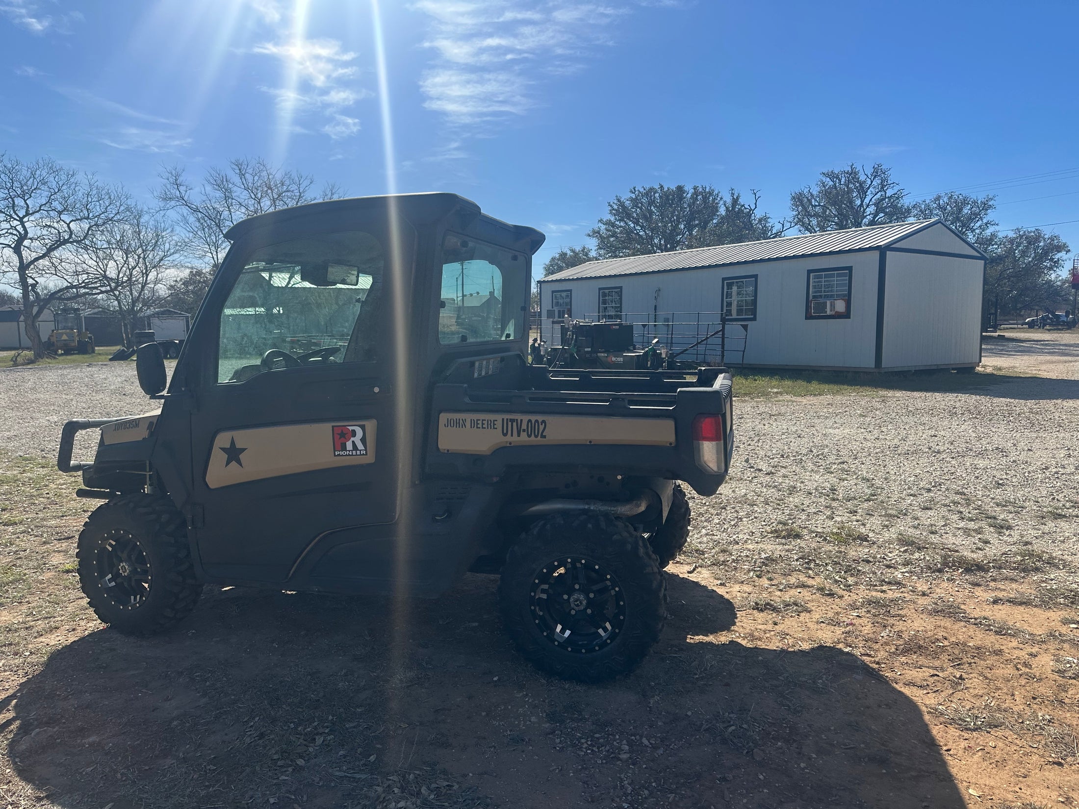 USED 2023 John Deere Side by Side XUV835M - 0359