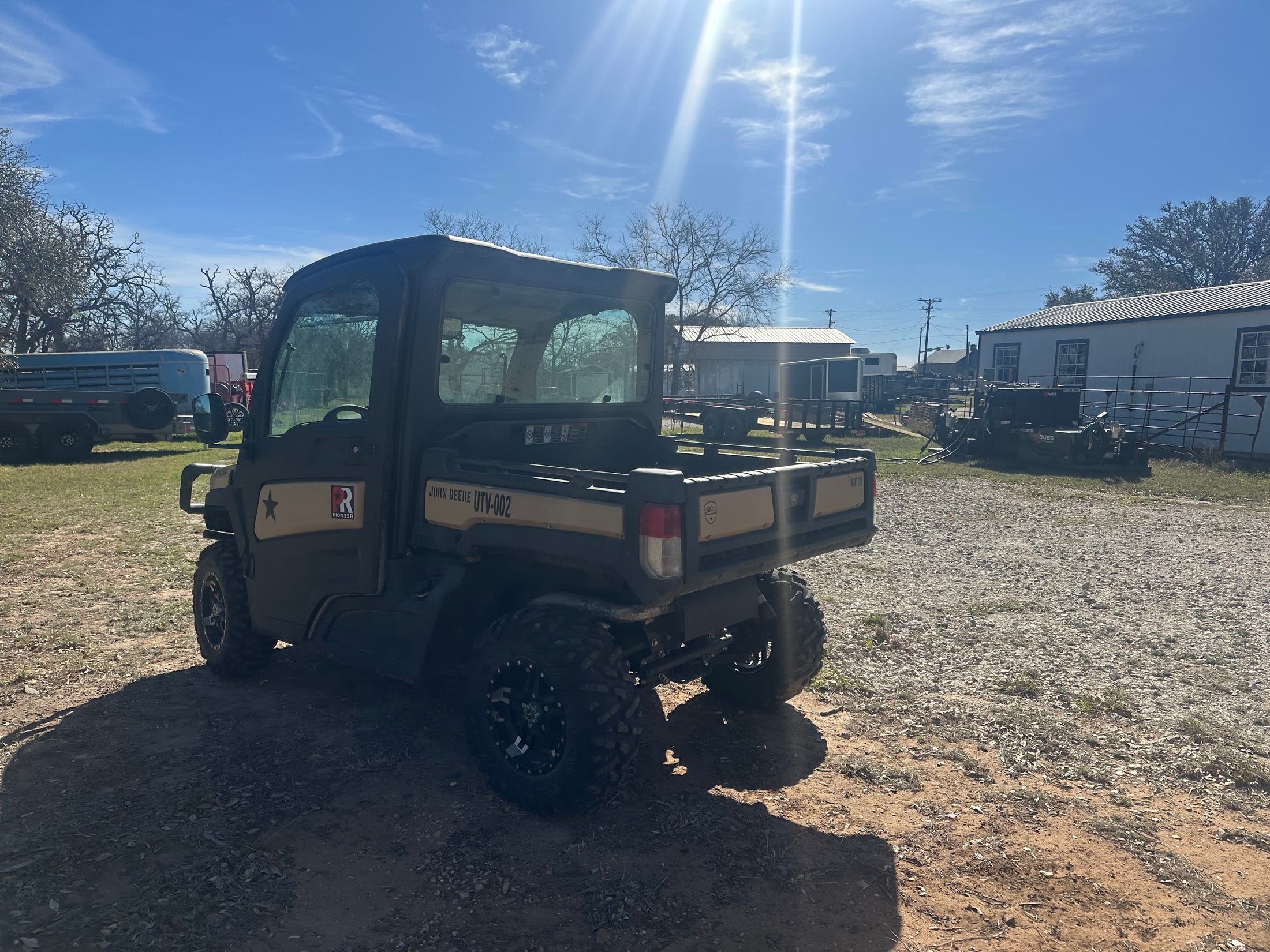 USED 2023 John Deere Side by Side XUV835M - 0359