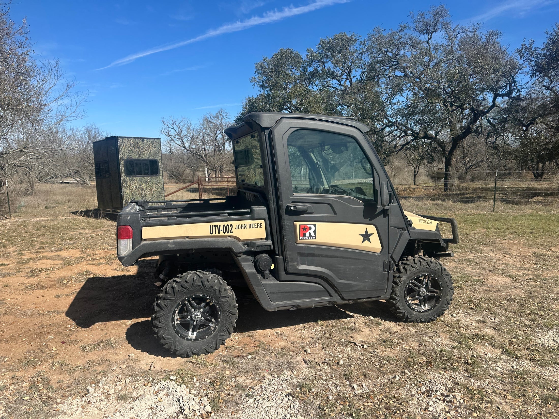 USED 2023 John Deere Side by Side XUV835M - 0359