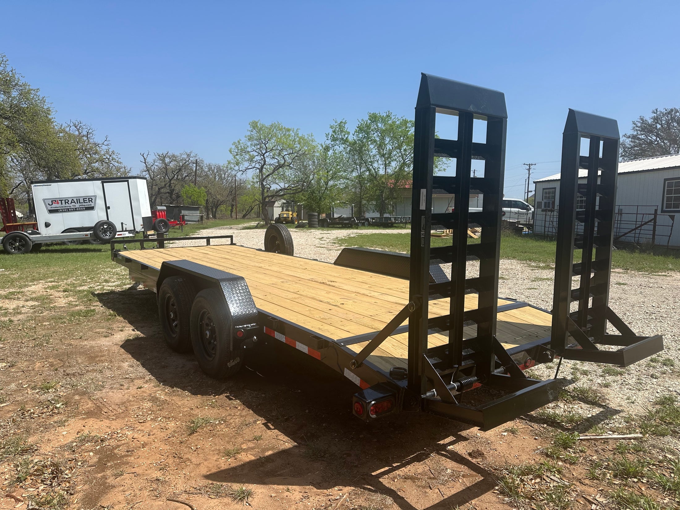 LoadTrail 83" x 22' TCarhauler CH8322072 - 2182