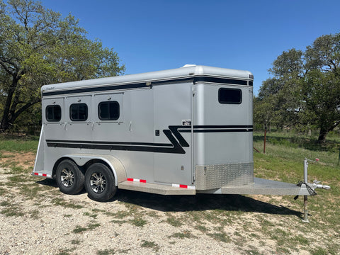 USED 2022 Brut 3 Horse Slant Trailer Grey-1004